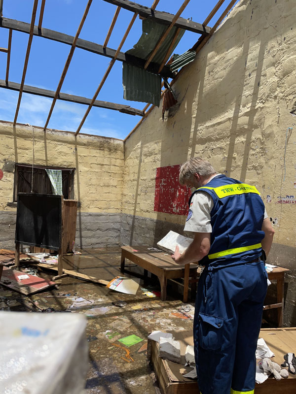 Assessment zur den stark beschädigten Gebäuden in Manajary.